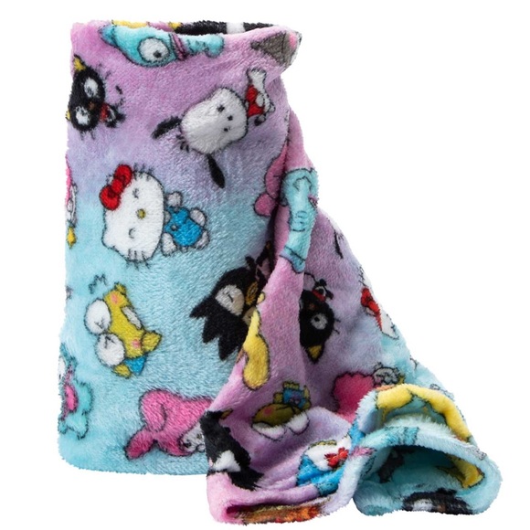 Sanrio Hello Kitty And Friends® Silk Touch Throw 40in X 50in - Picture 1 of 5